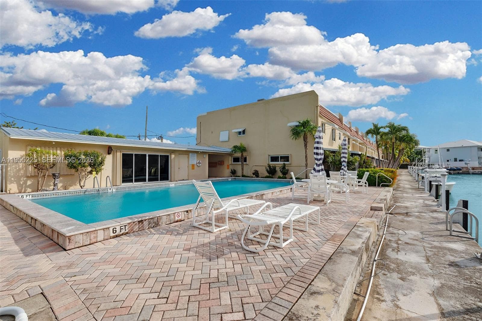 423 Sombrero Beach Rd 9 photo 8