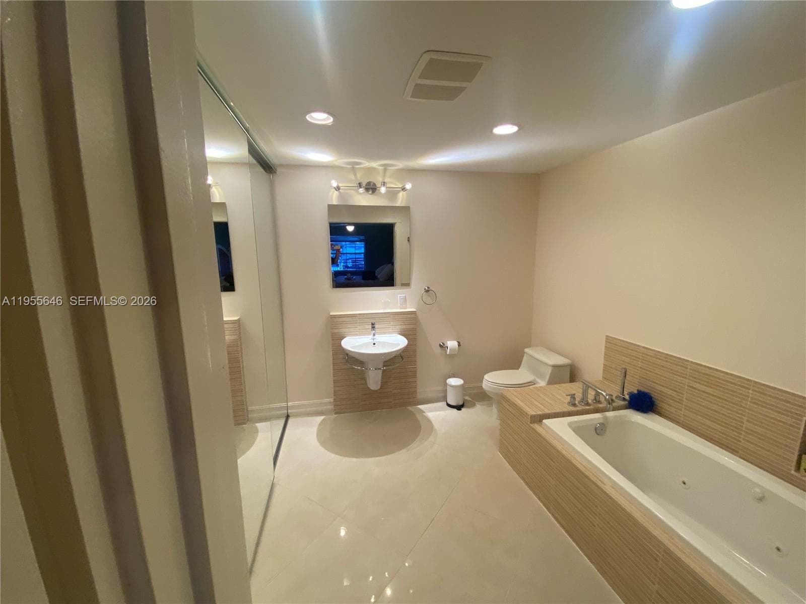 6471 Bay Club Dr 2 photo 13