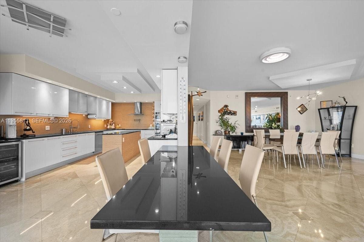 3101 Ocean Dr 3003 photo 17