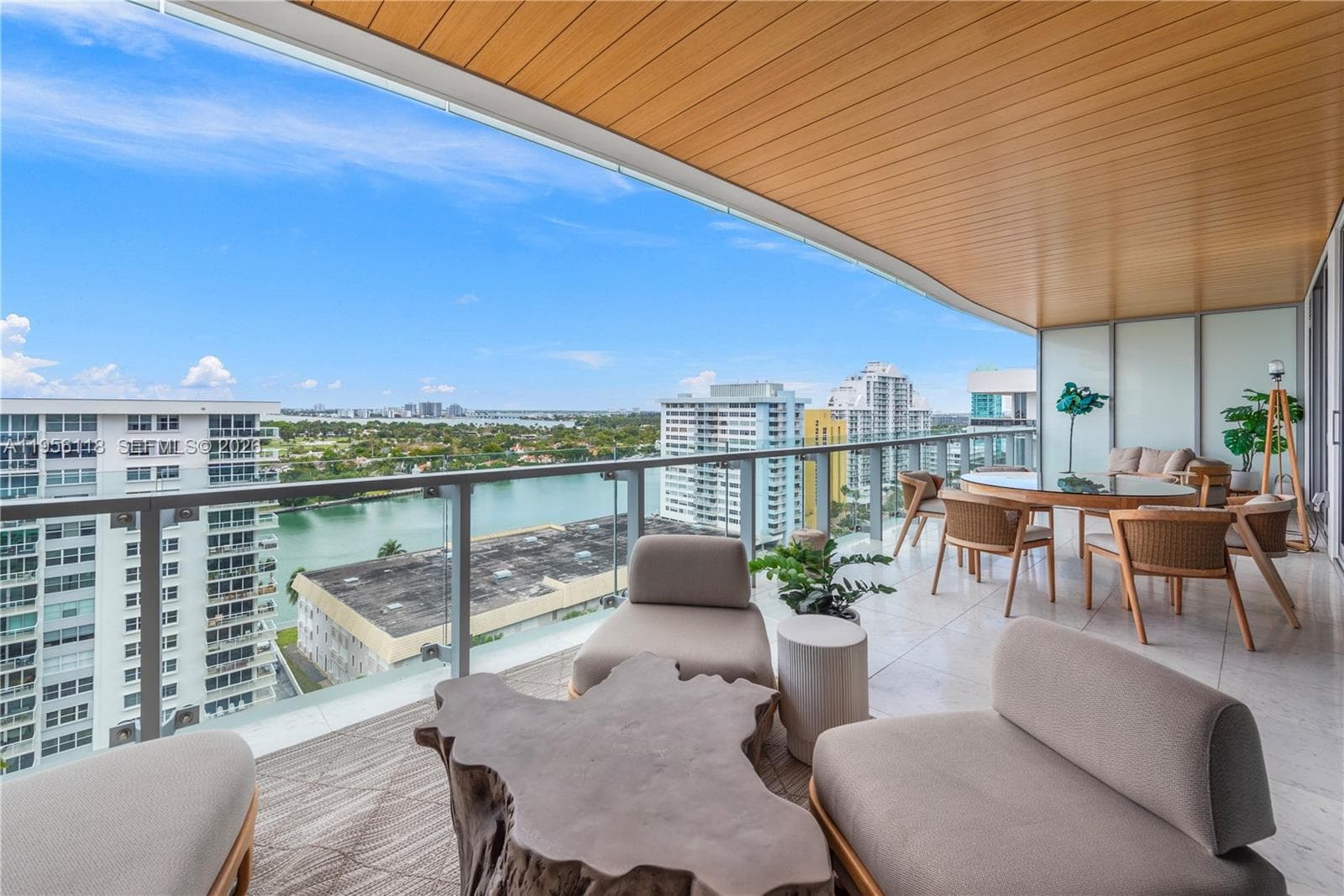 5775 Collins Ave 1405 photo 15