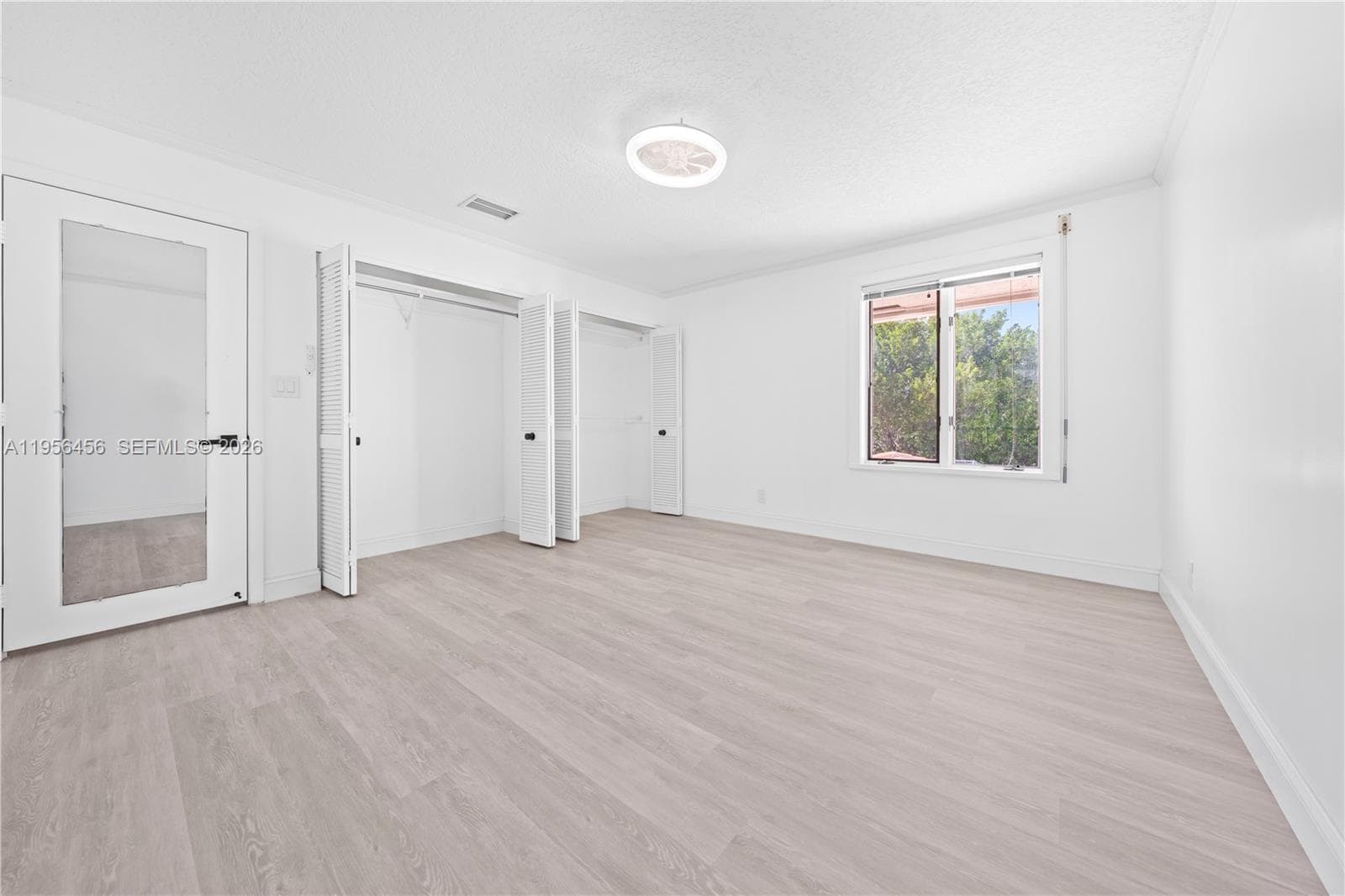 405 Bontona Ave photo 23