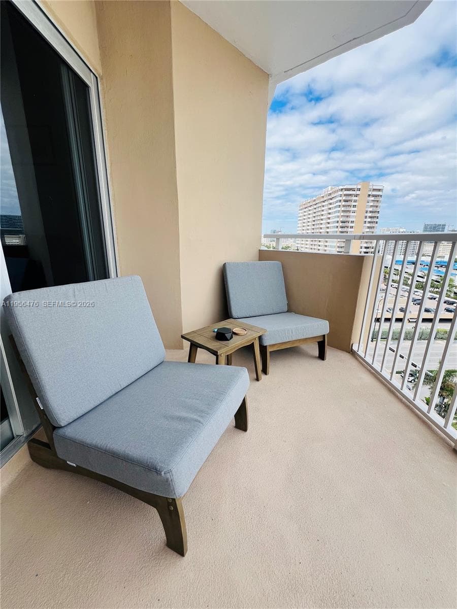 1980 S Ocean Dr 9M photo 17