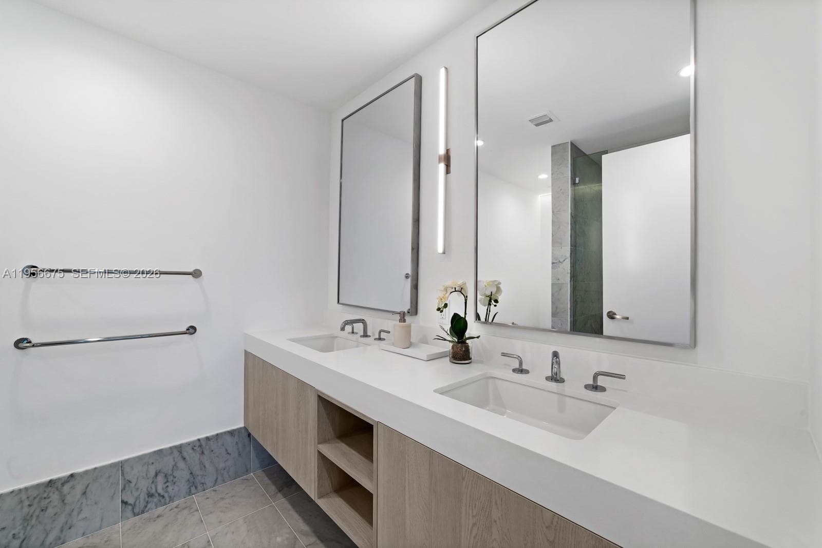 9221 E Bay Harbor Drive 412 photo 12