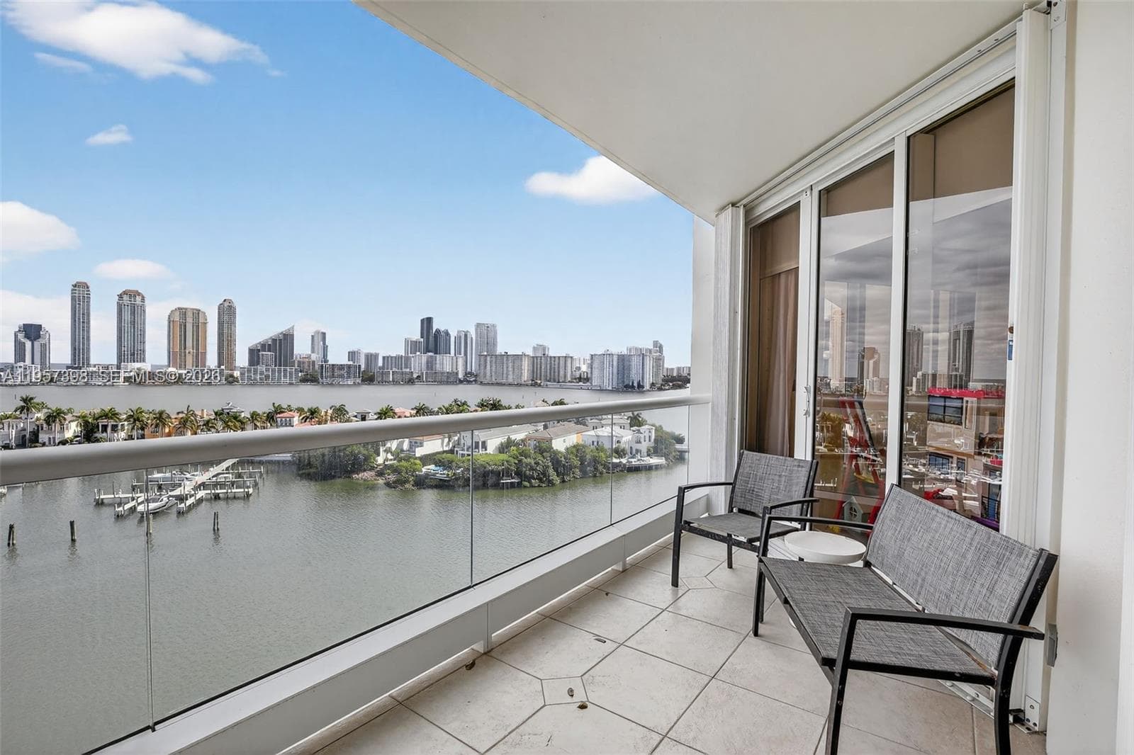 7000 Island Blvd 1109 photo 24