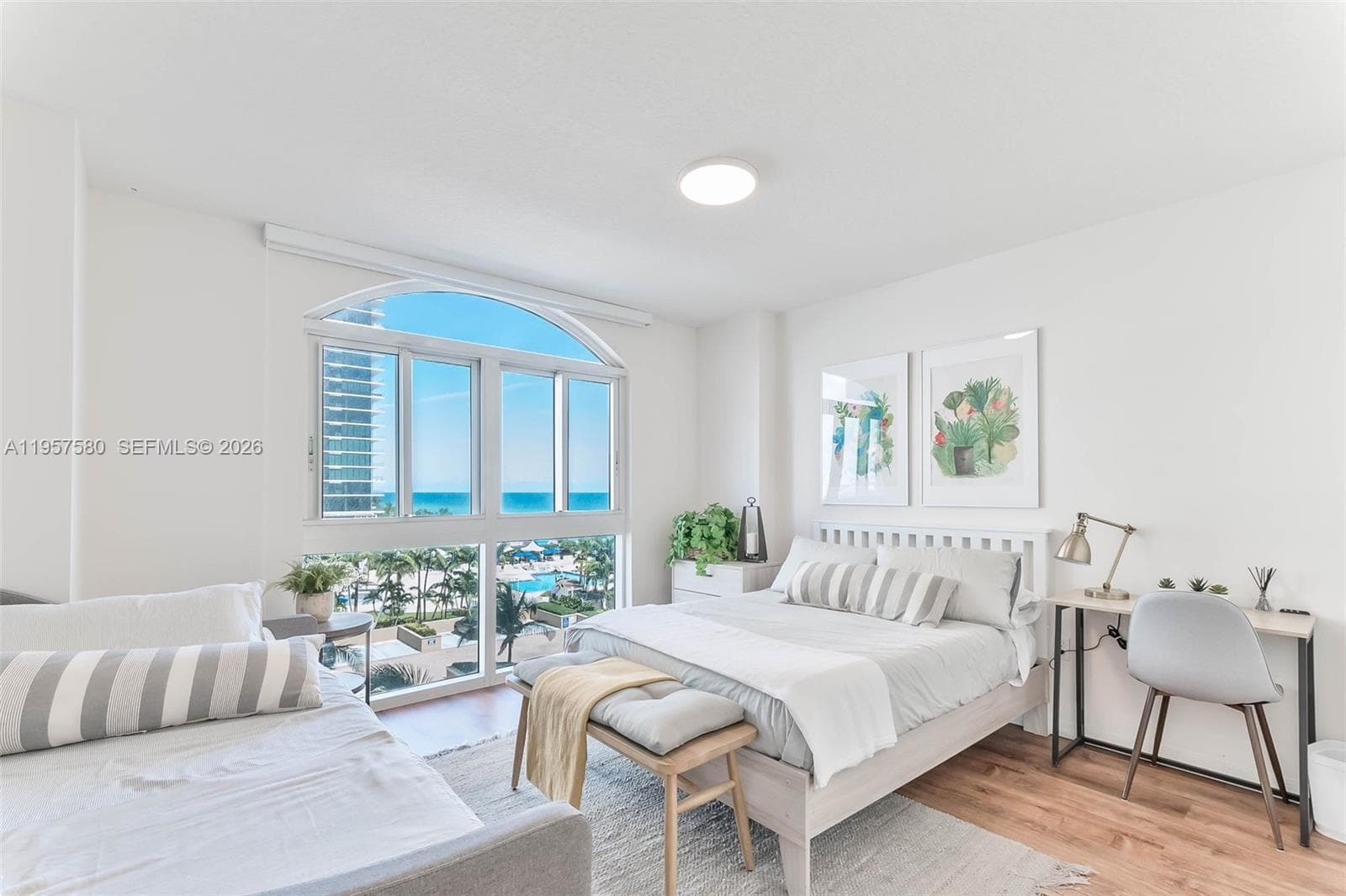 2080 Ocean Dr 506 photo 19