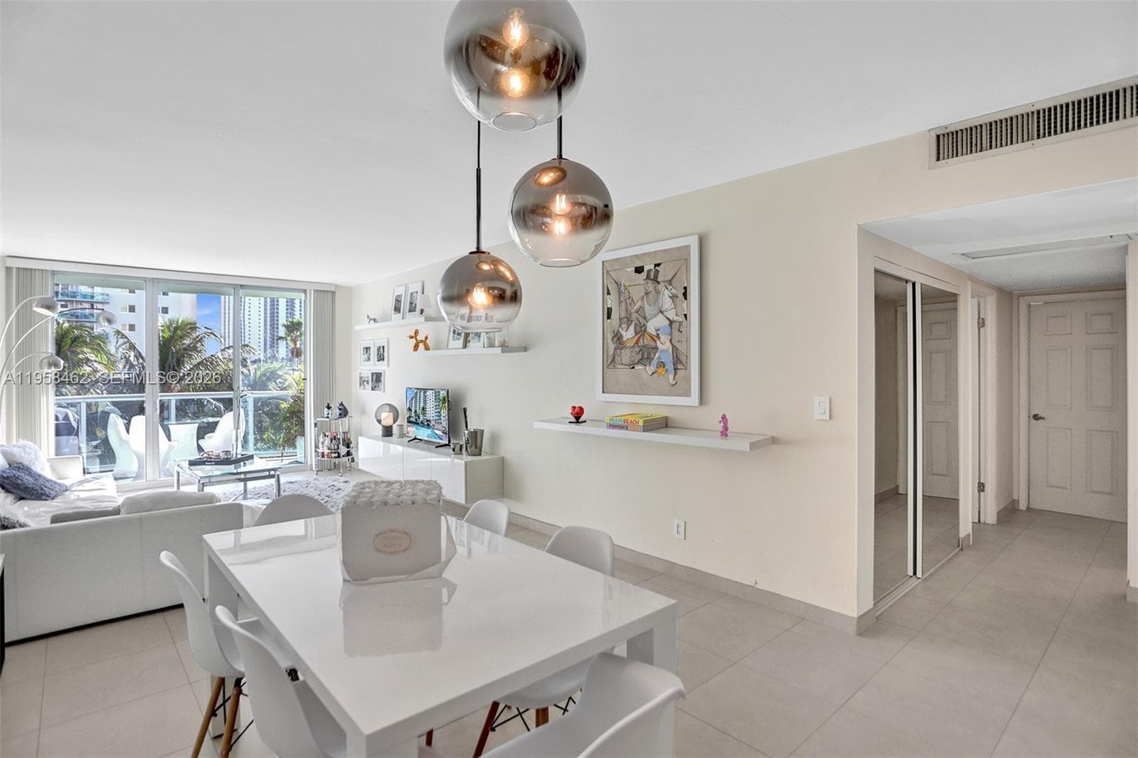 19390 Collins Ave 302A photo 10