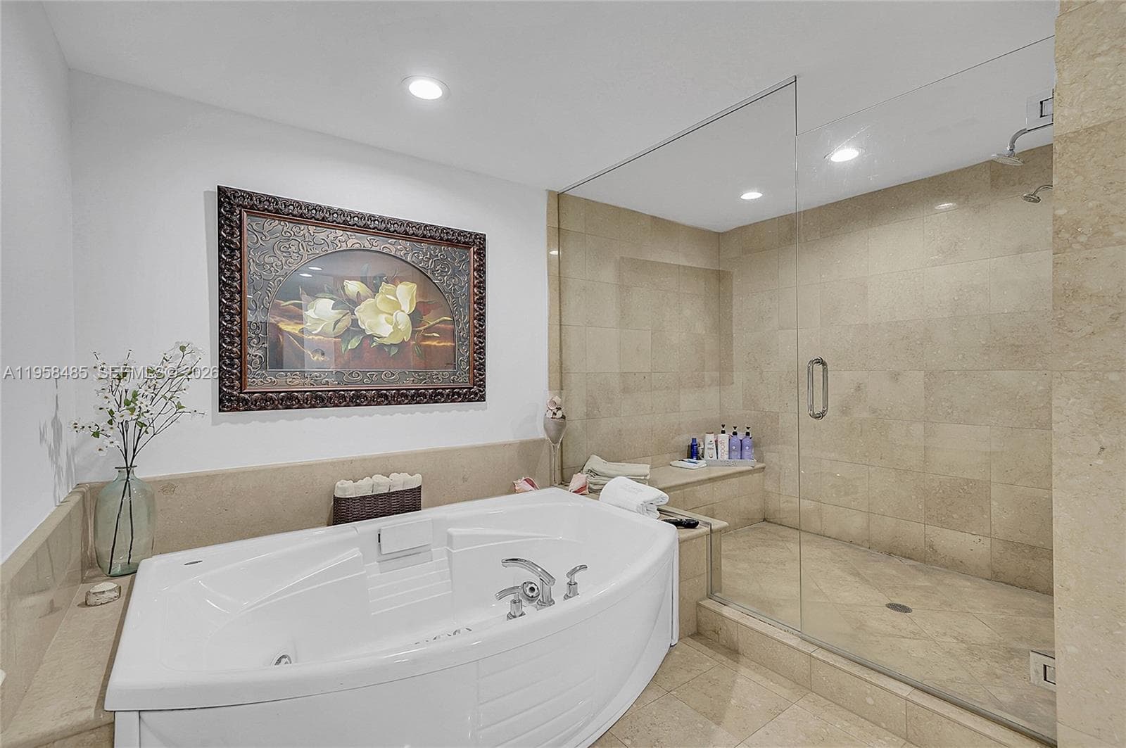3101 OCEAN 1802 photo 12