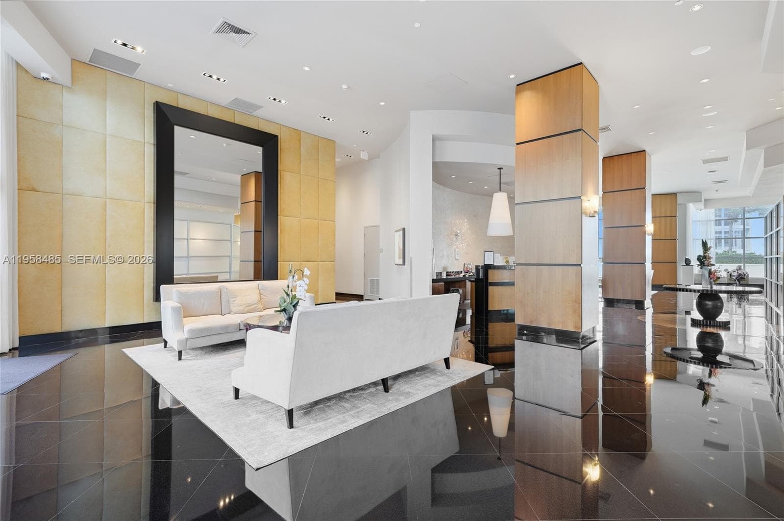 3101 OCEAN 1802 photo 7
