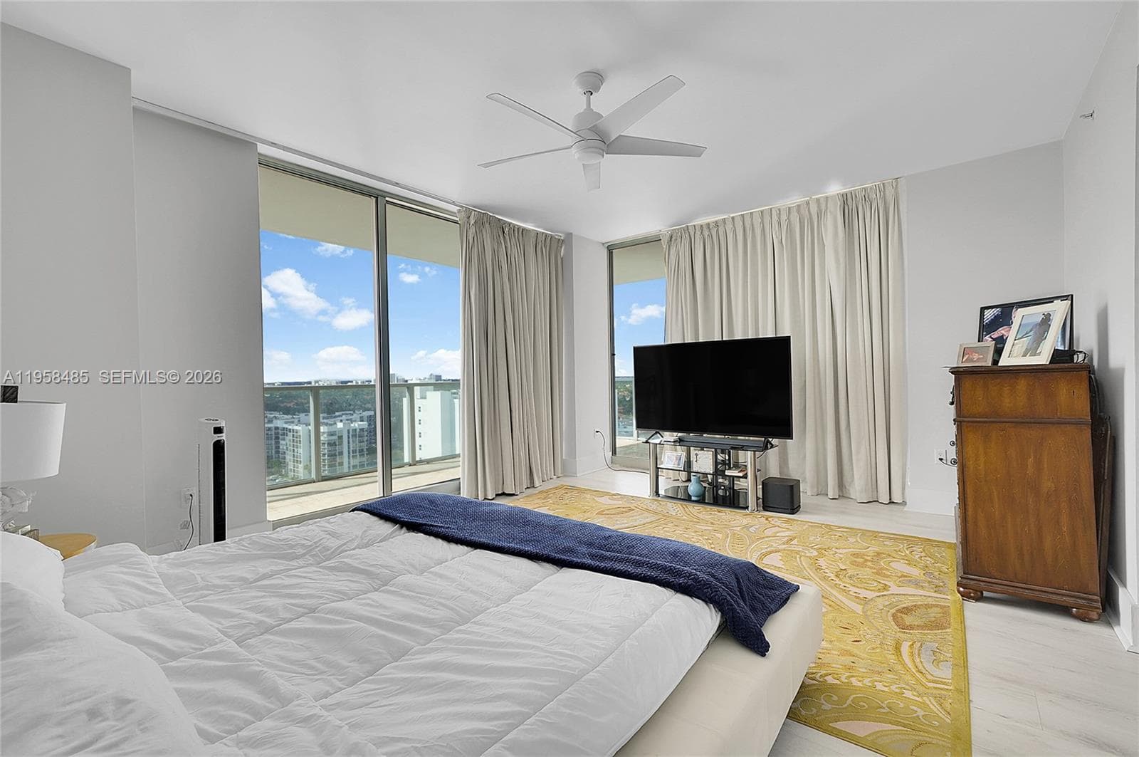 3101 OCEAN 1802 photo 14