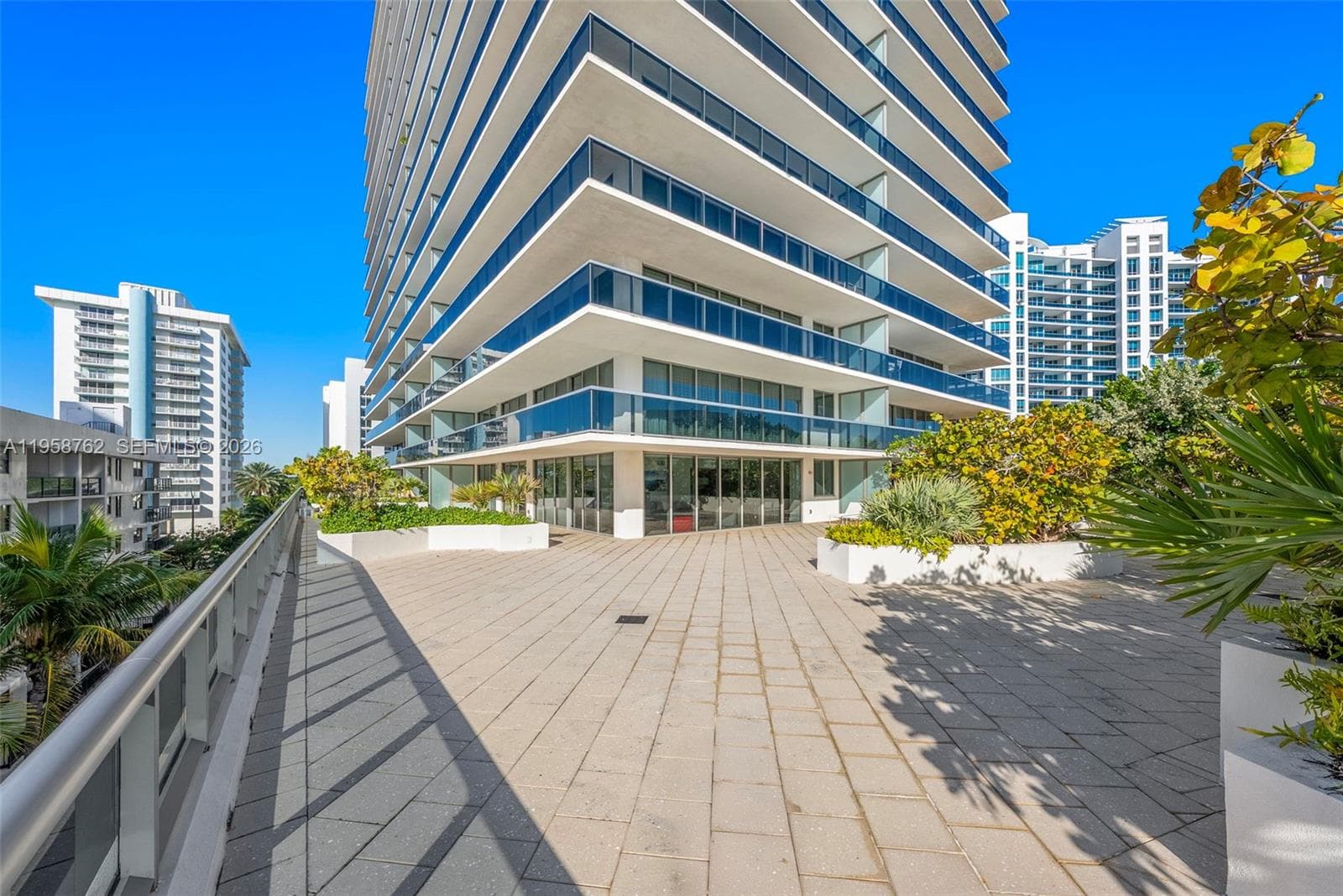 5875 Collins Ave 502 photo 13