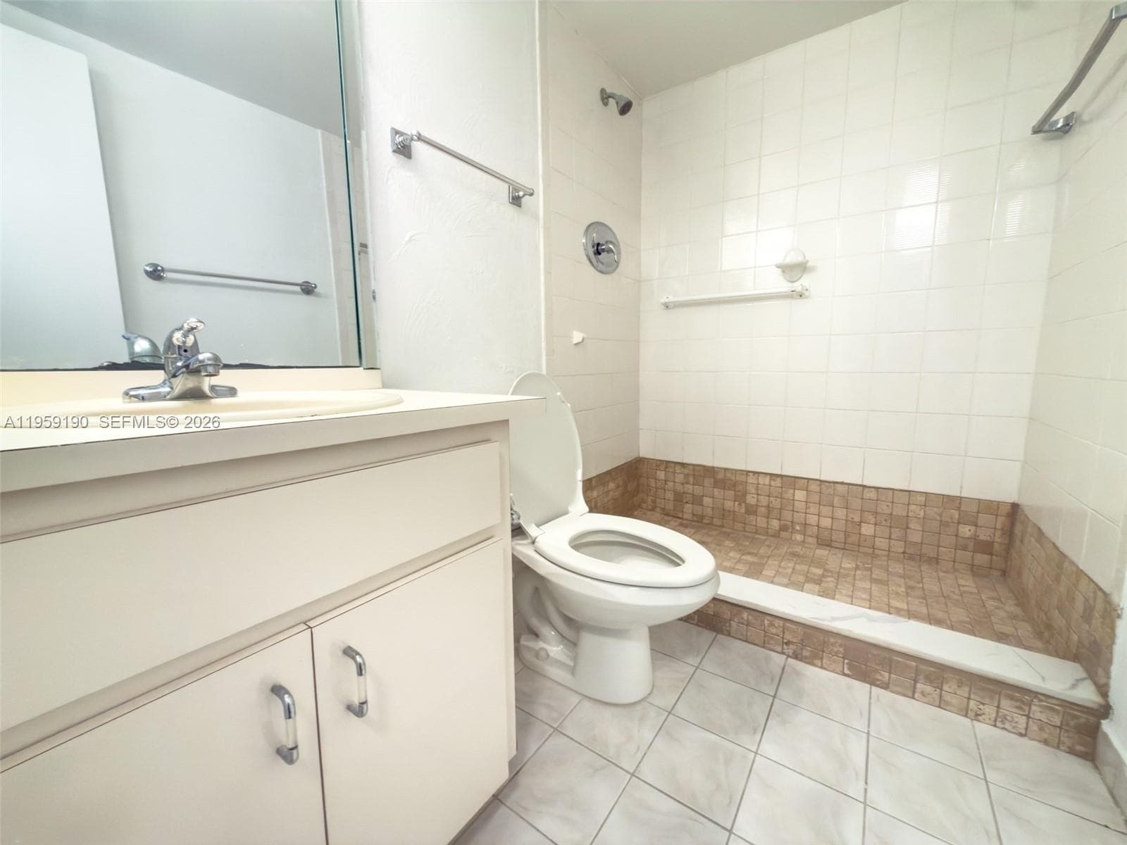 5750 Collins Ave 6J photo 25