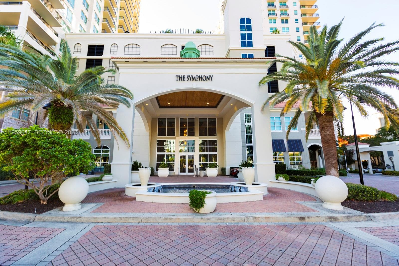 610 W Las Olas Blvd 2014N photo 6