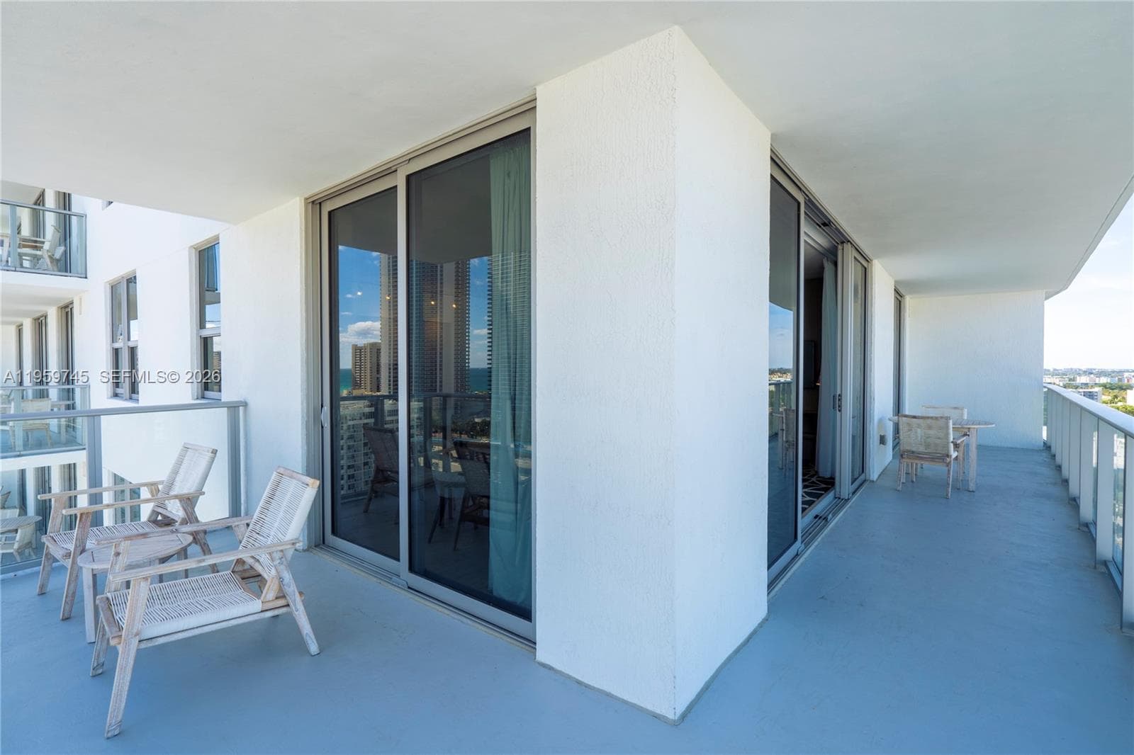 4010 Ocean Dr R2301 photo 23