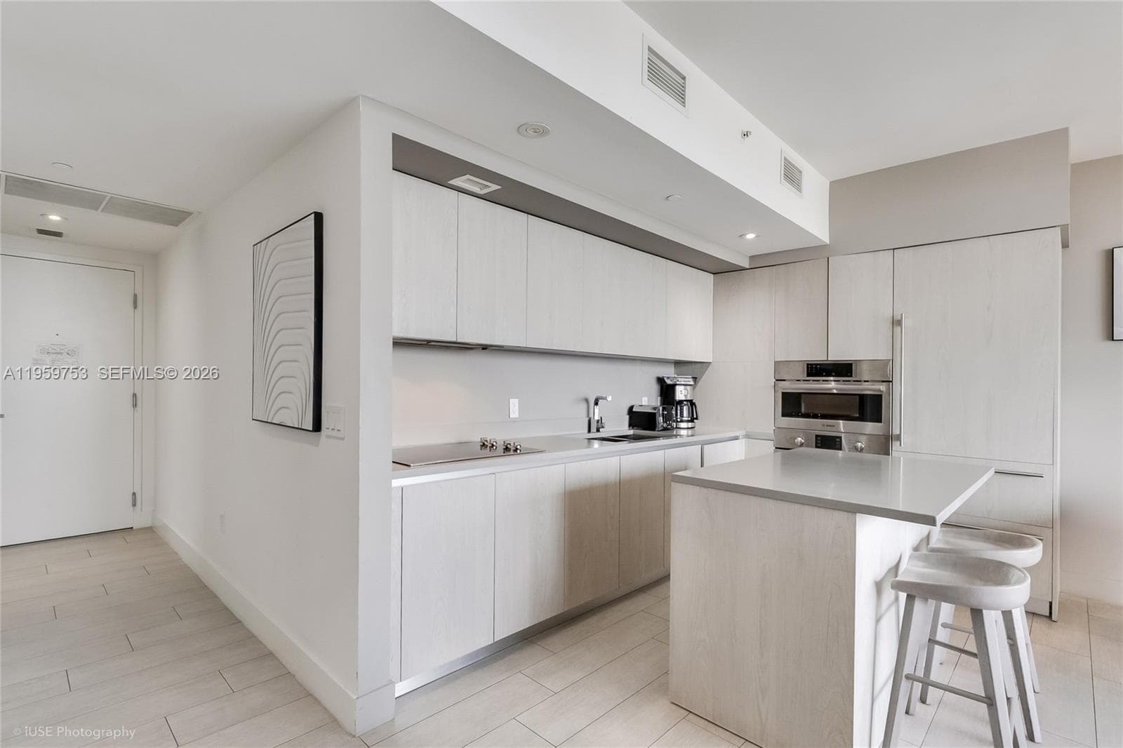 4010 Ocean Dr R2204 photo 6