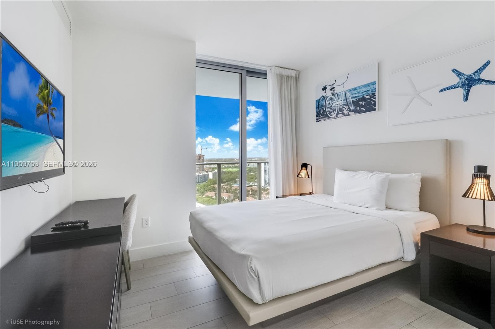 4010 Ocean Dr R2204 photo 12