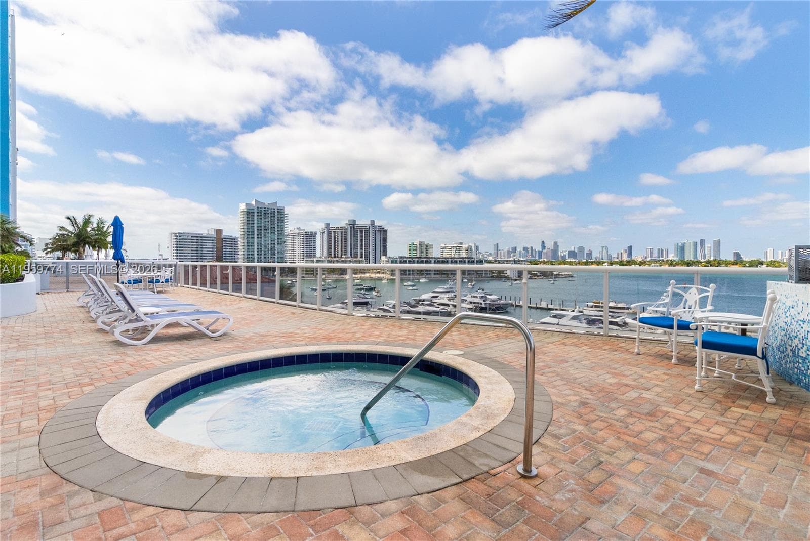 1900 Sunset Harbour Dr PH03 photo 18