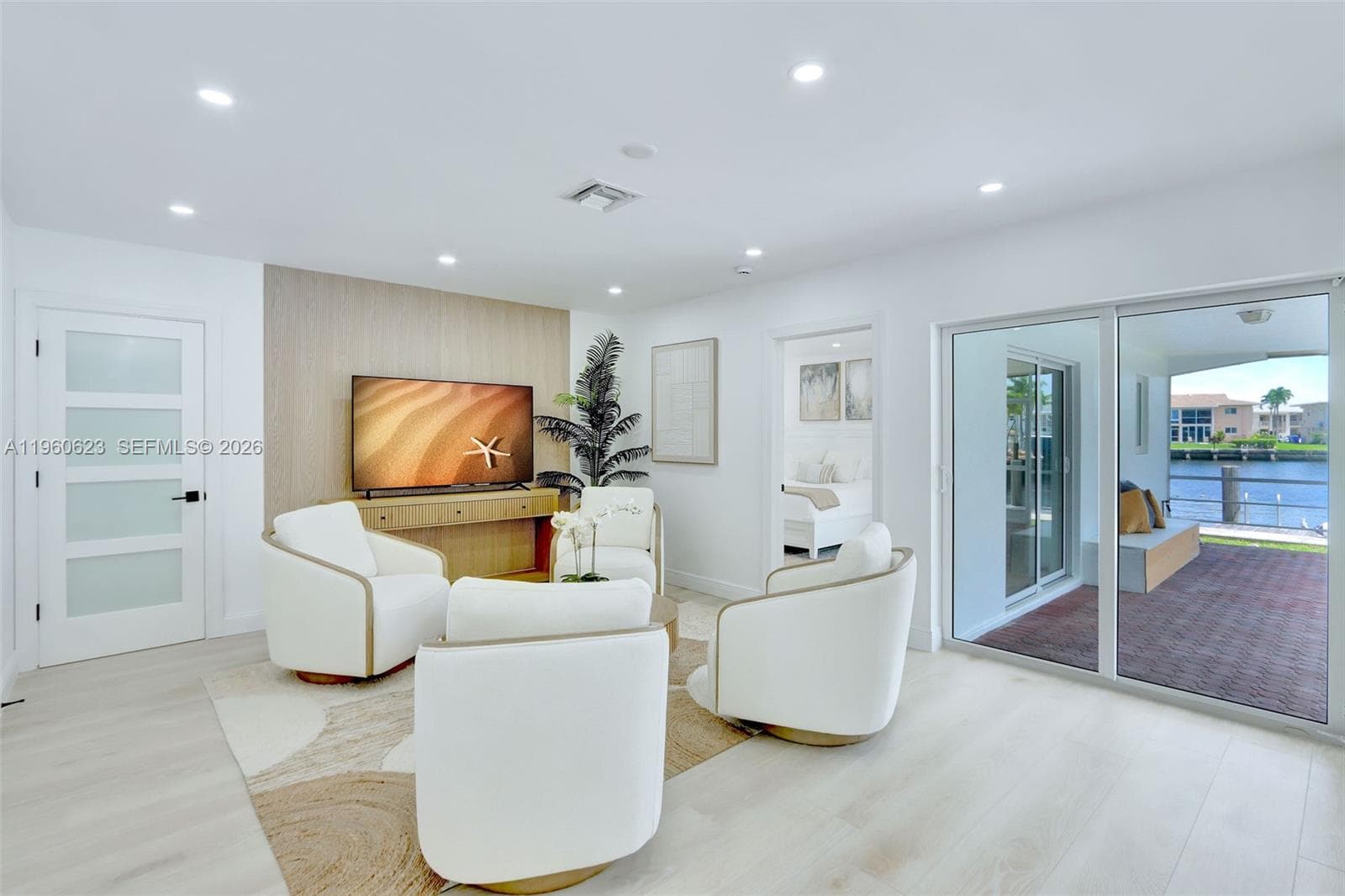 1050 5th Ct photo 8