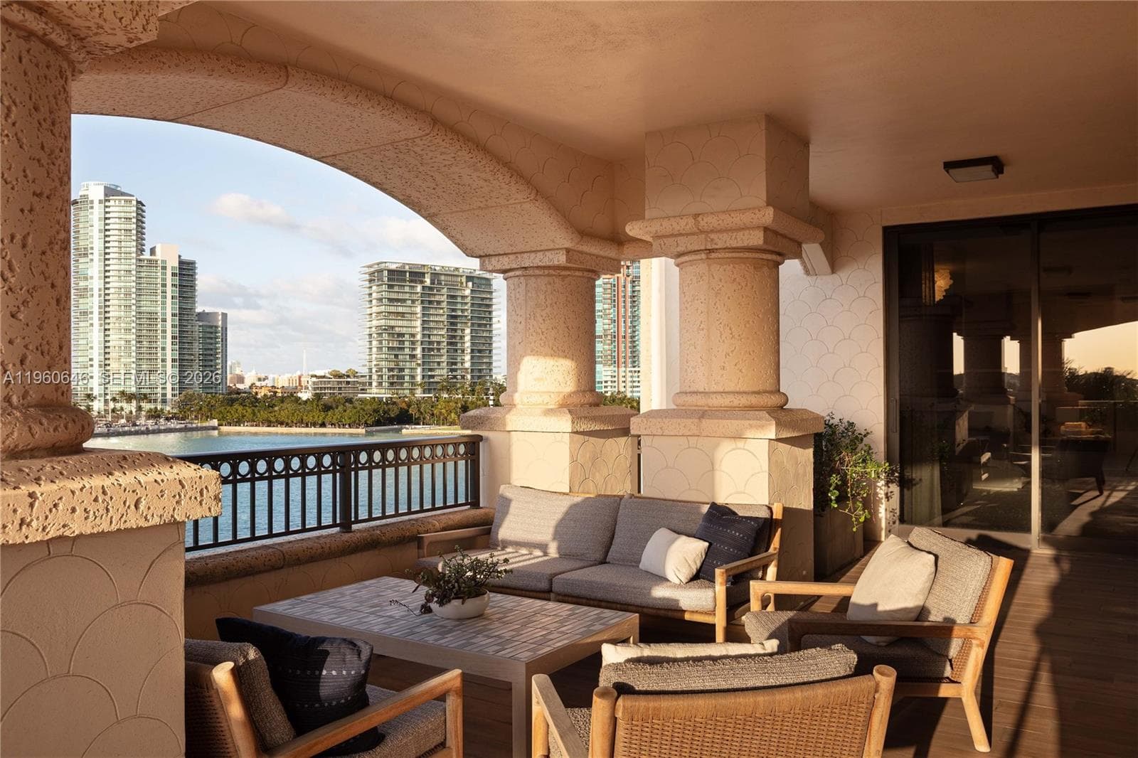 6800 Fisher Island Drive 6851 photo 21