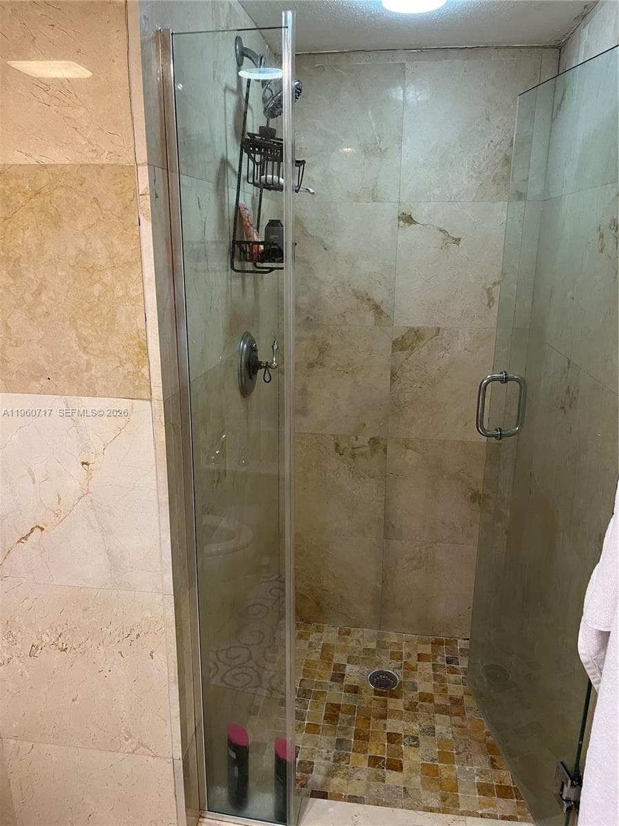 520 Brickell Key Dr A610 photo 9