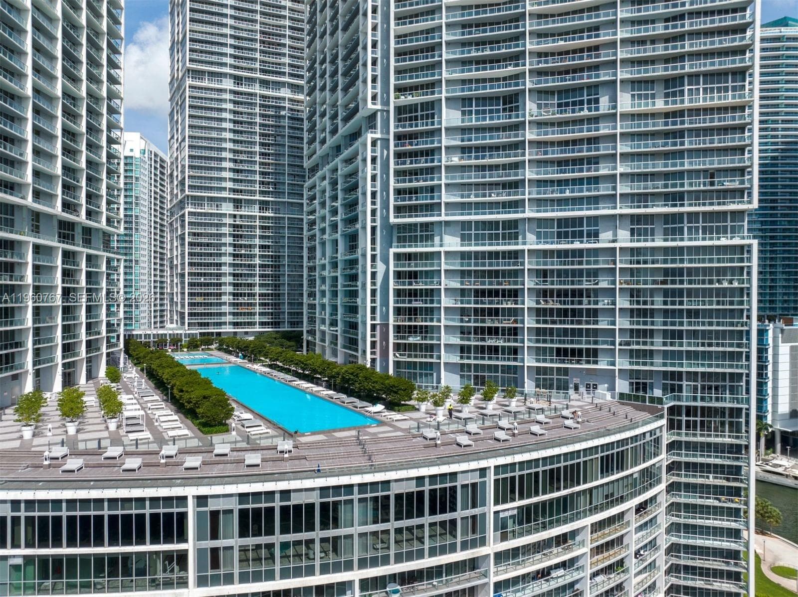 475 Brickell Ave 3513 photo 21