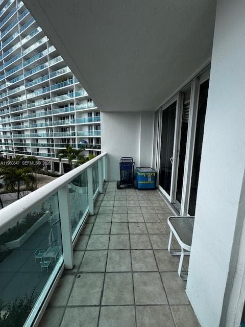 100 Bayview Dr 319 photo 6
