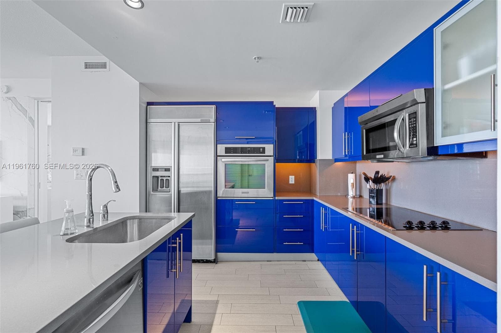 3101 Bayshore Dr 1804 photo 7