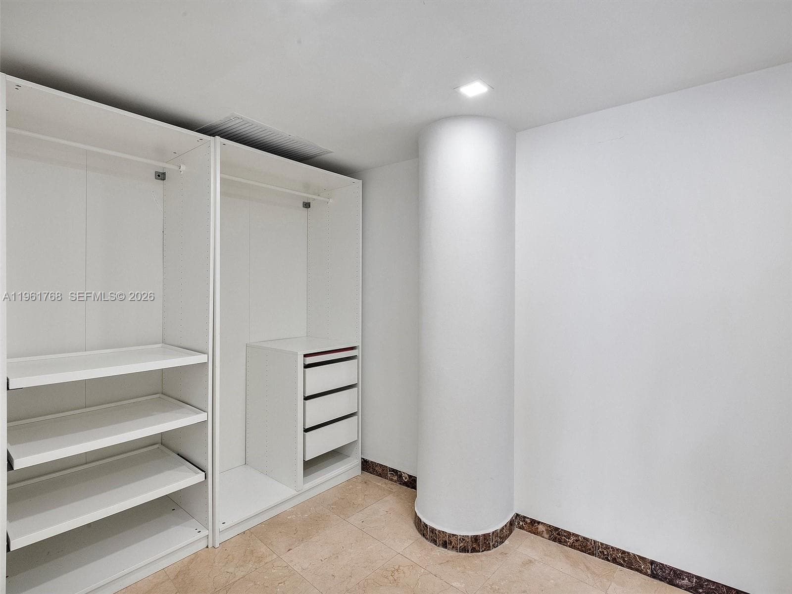 900 Bay Dr 1012 photo 15