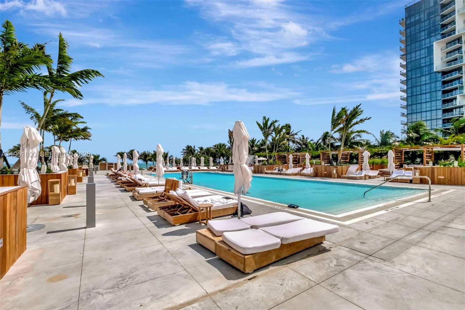2301 Collins Ave 943 photo 13