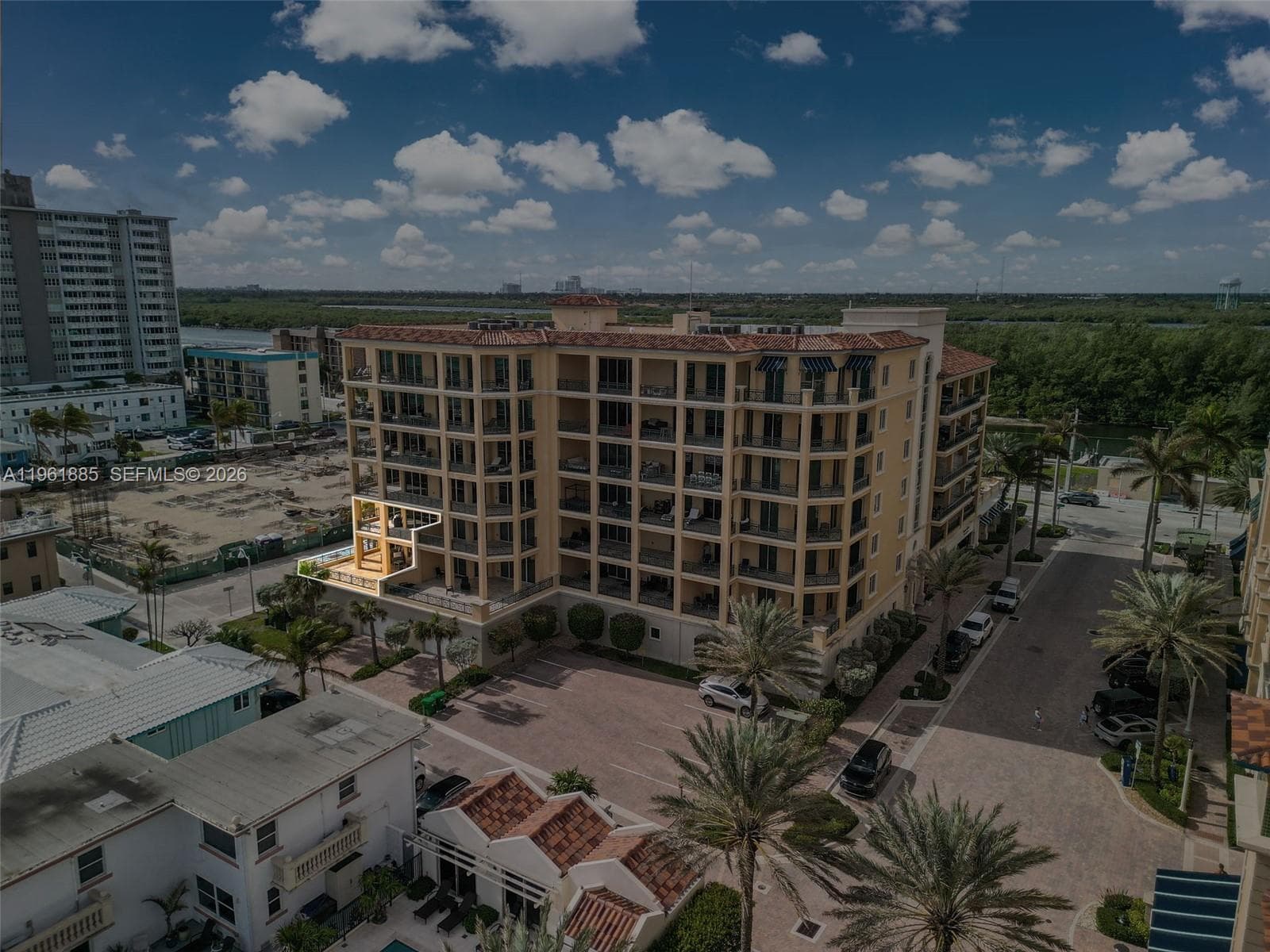 3415 Ocean Dr 204 photo 17
