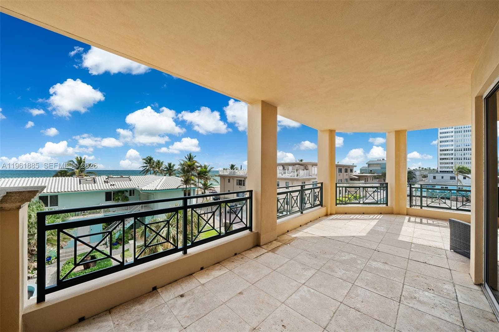 3415 Ocean Dr 204 photo 9