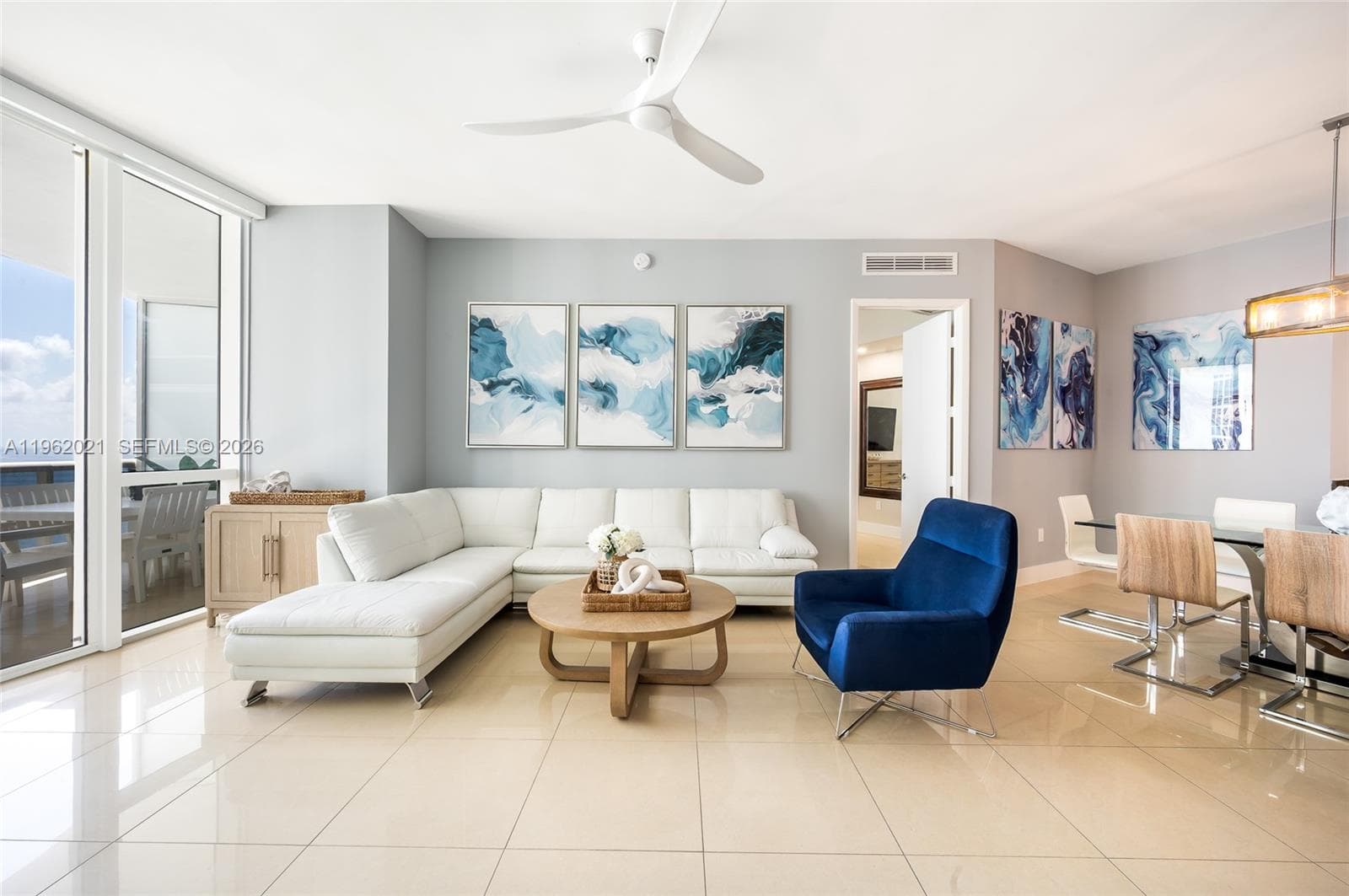 15901 Collins Ave 2303 photo 3