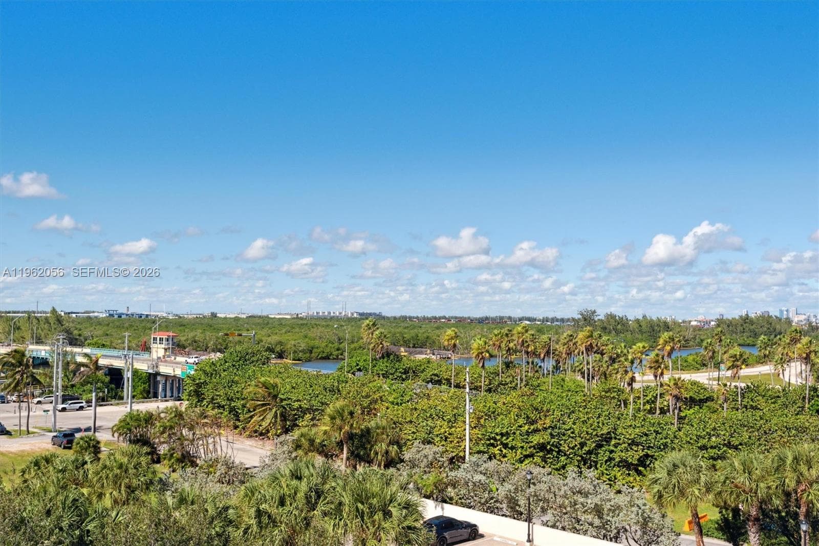 6051 N Ocean Dr 602 photo 19