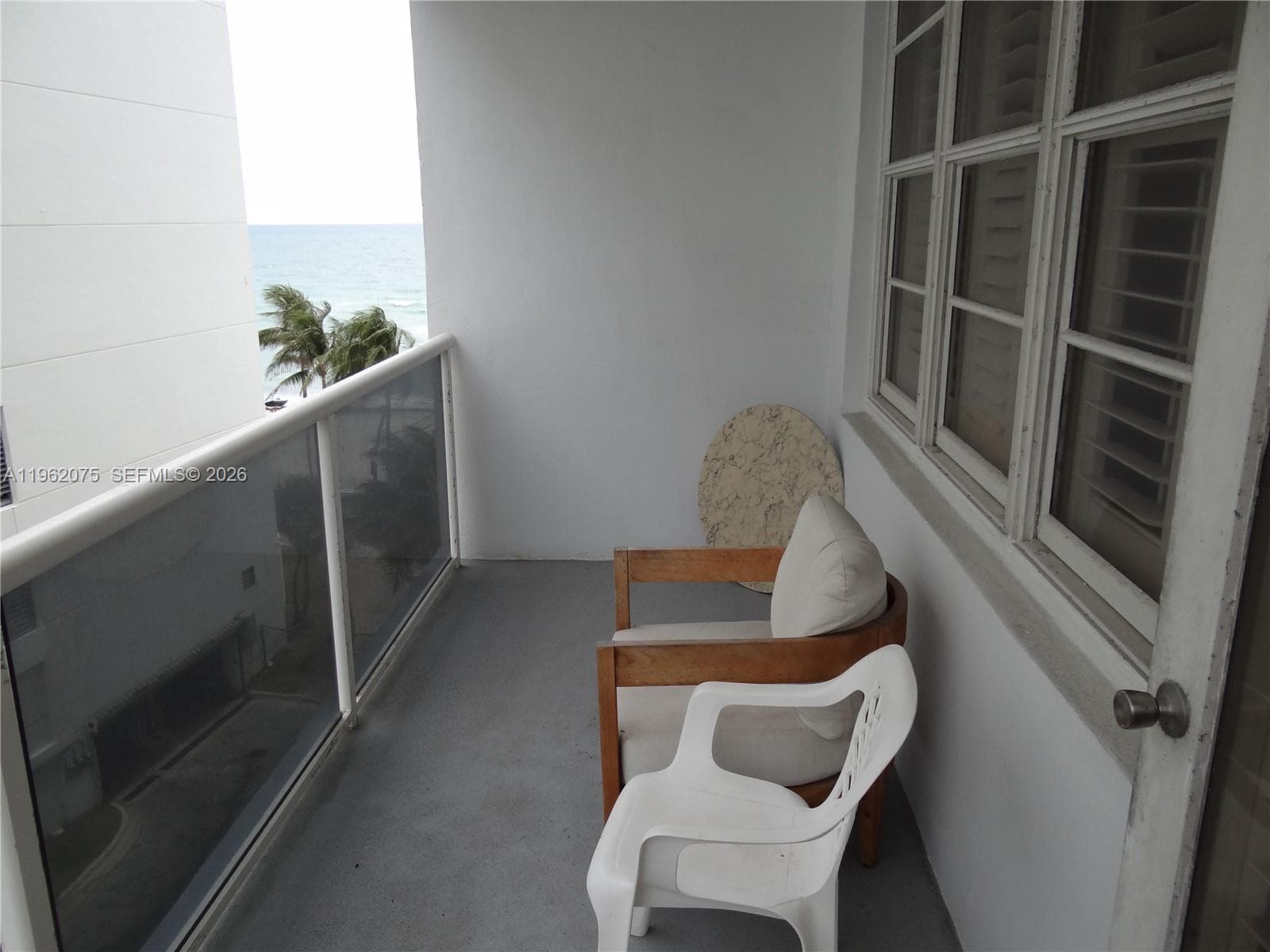 3725 S Ocean Dr 607 photo 18