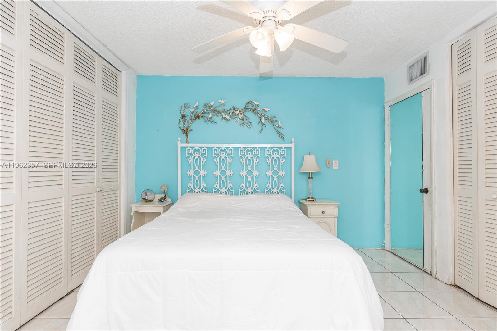 3127 Ocean Dr 219 photo 17