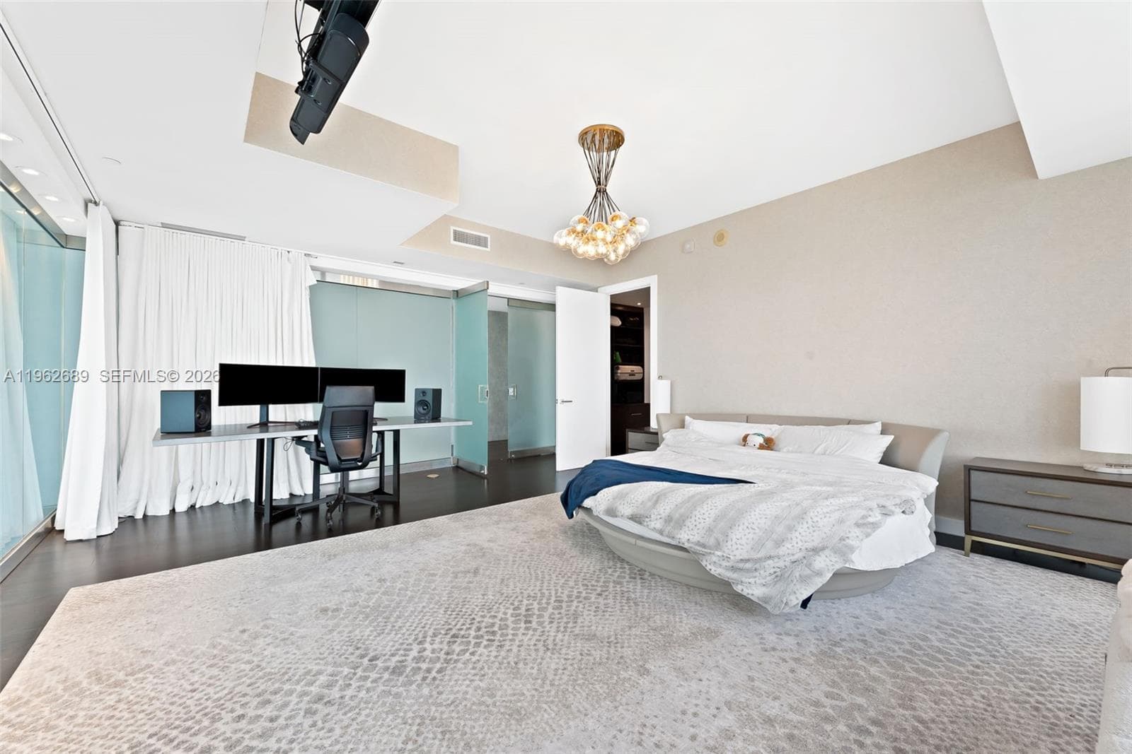 1100 Biscayne Blvd 5706 photo 20