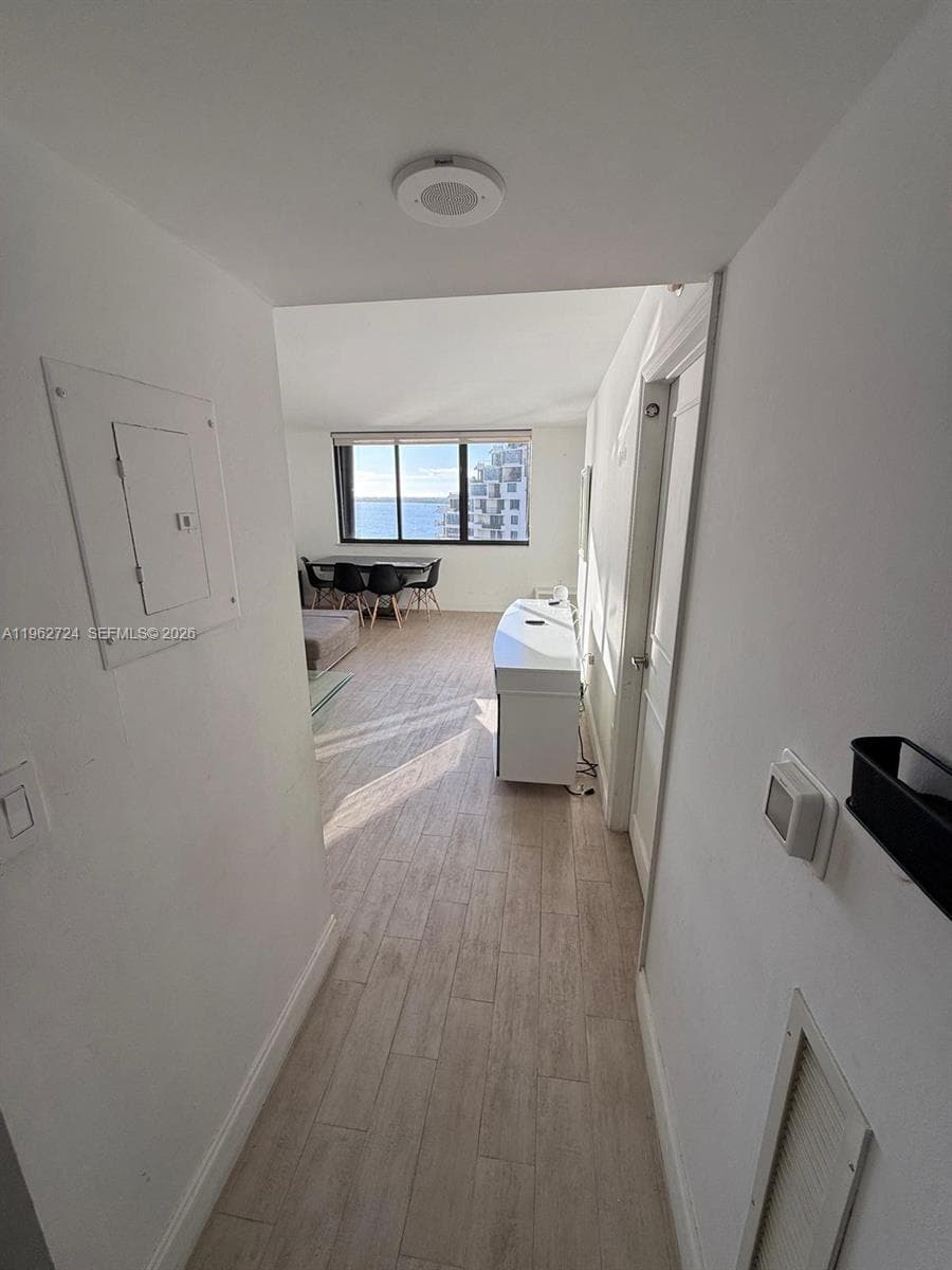 540 Brickell Key Dr 1505 photo 6