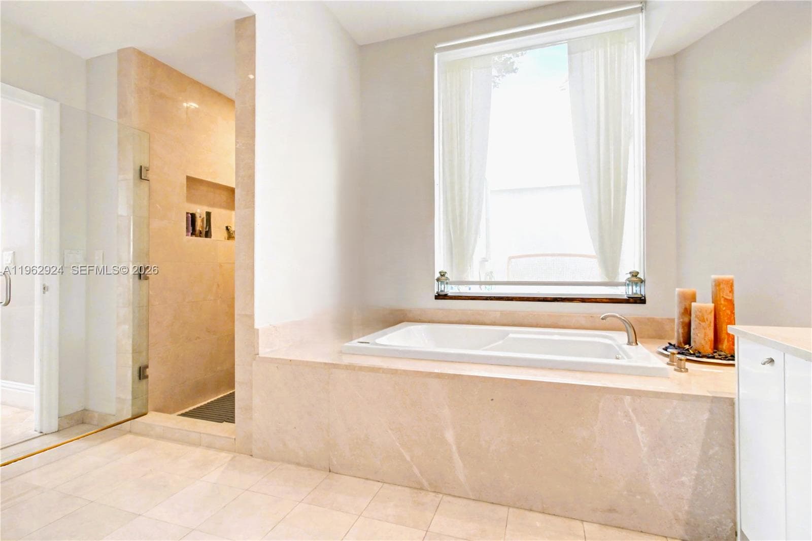 16500 Collins Ave TH-9 photo 13