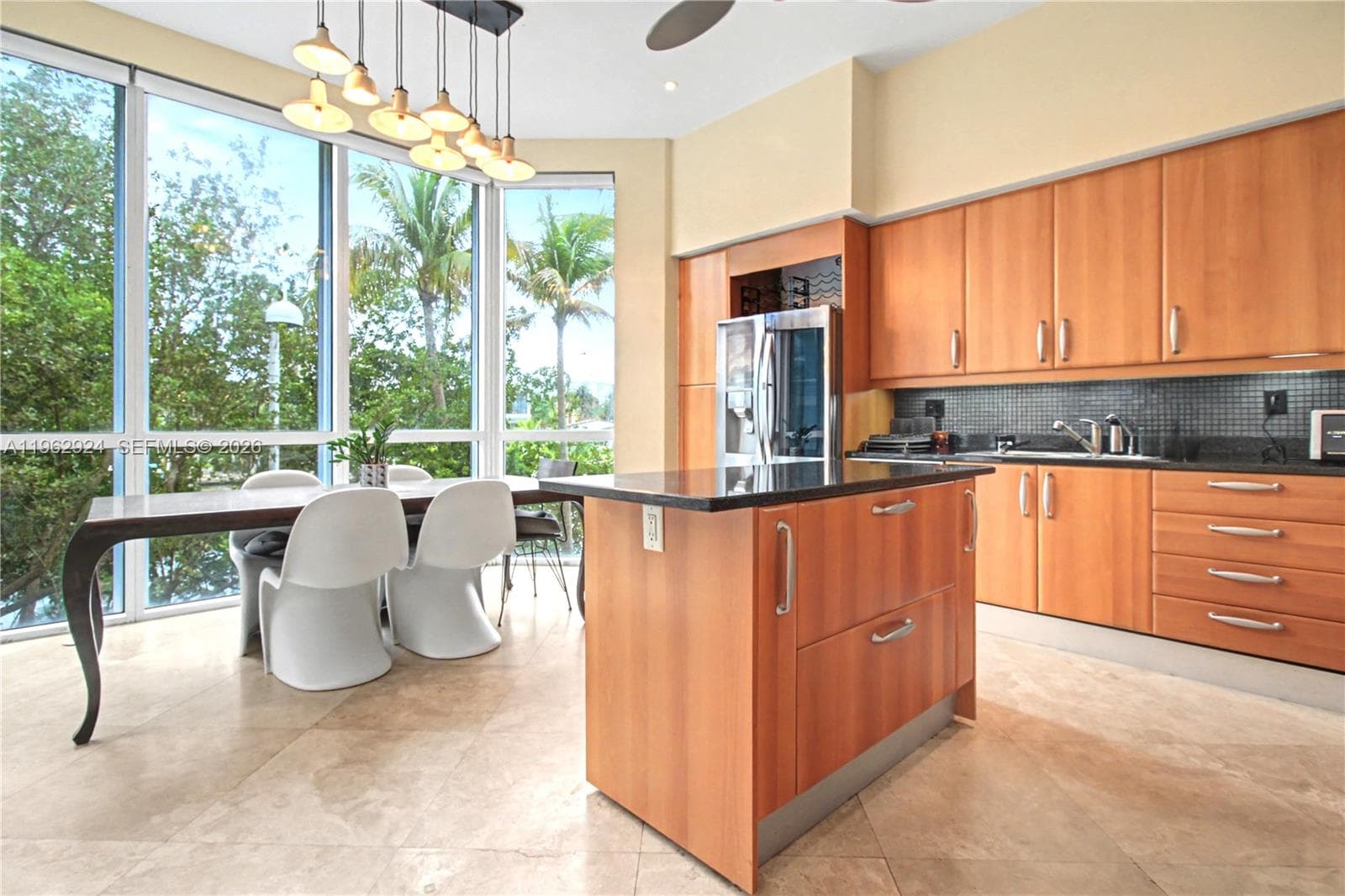 16500 Collins Ave TH-9 photo 7