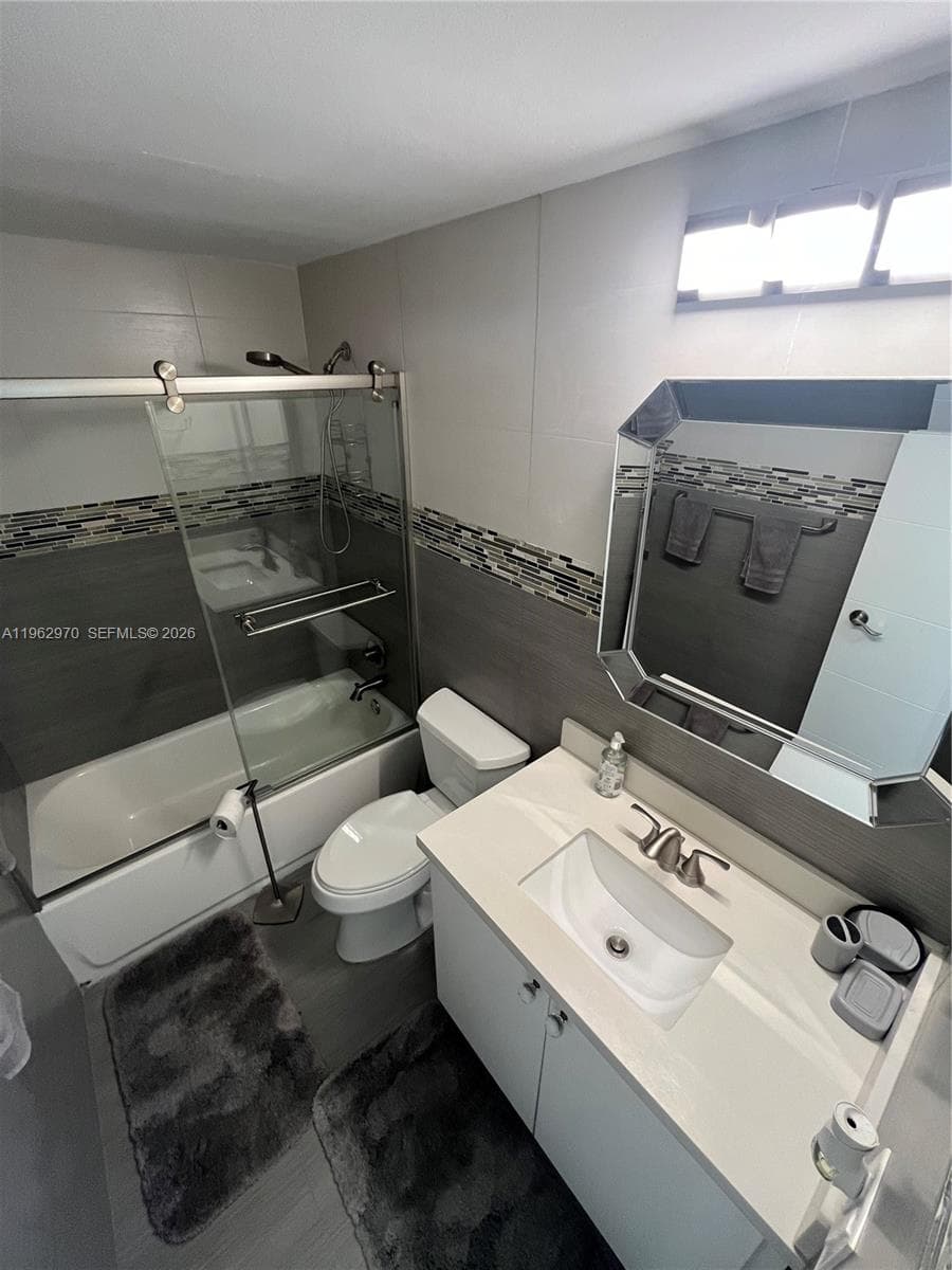 3505 S Ocean Dr 1510 photo 11