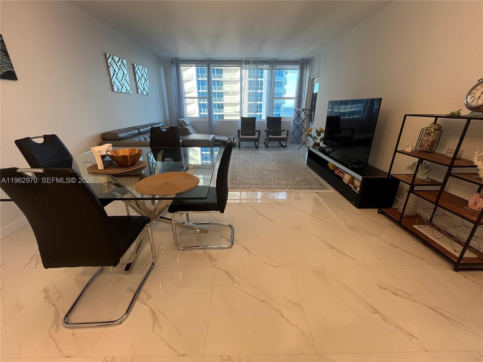 3505 S Ocean Dr 1510 photo 4