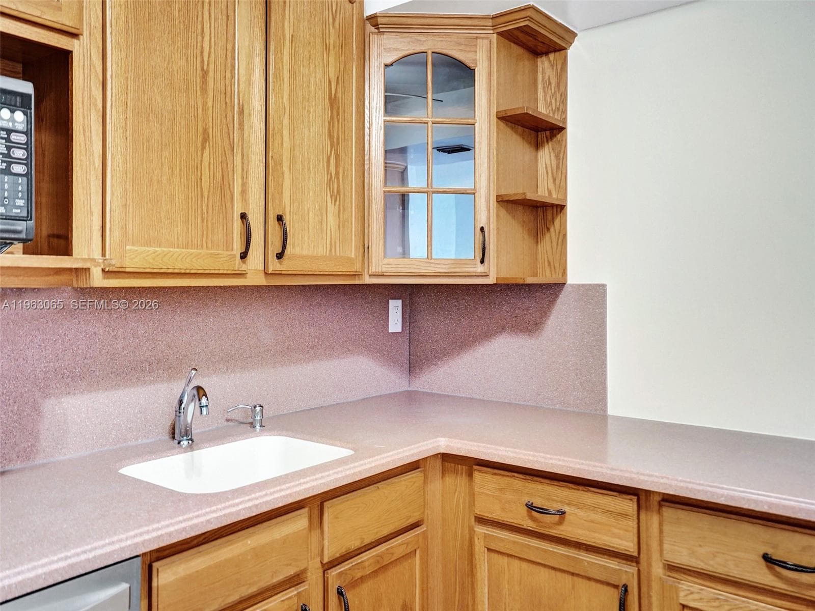 2001 Atlantic Shores Blvd 419 photo 13