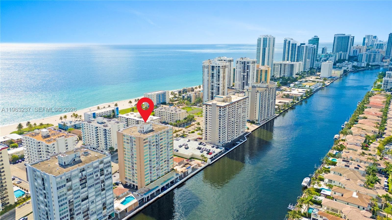 1410 Ocean Dr 503 photo 15