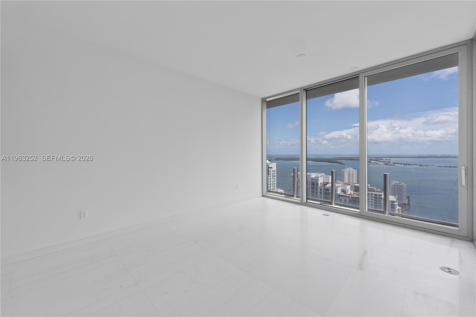 300 Biscayne Blvd Way 4404 photo 16