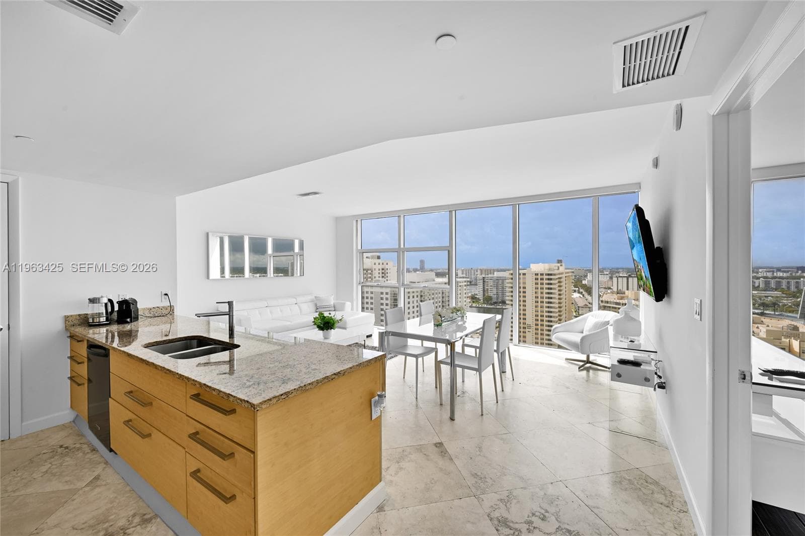 1830 Ocean Dr 1907 photo 11