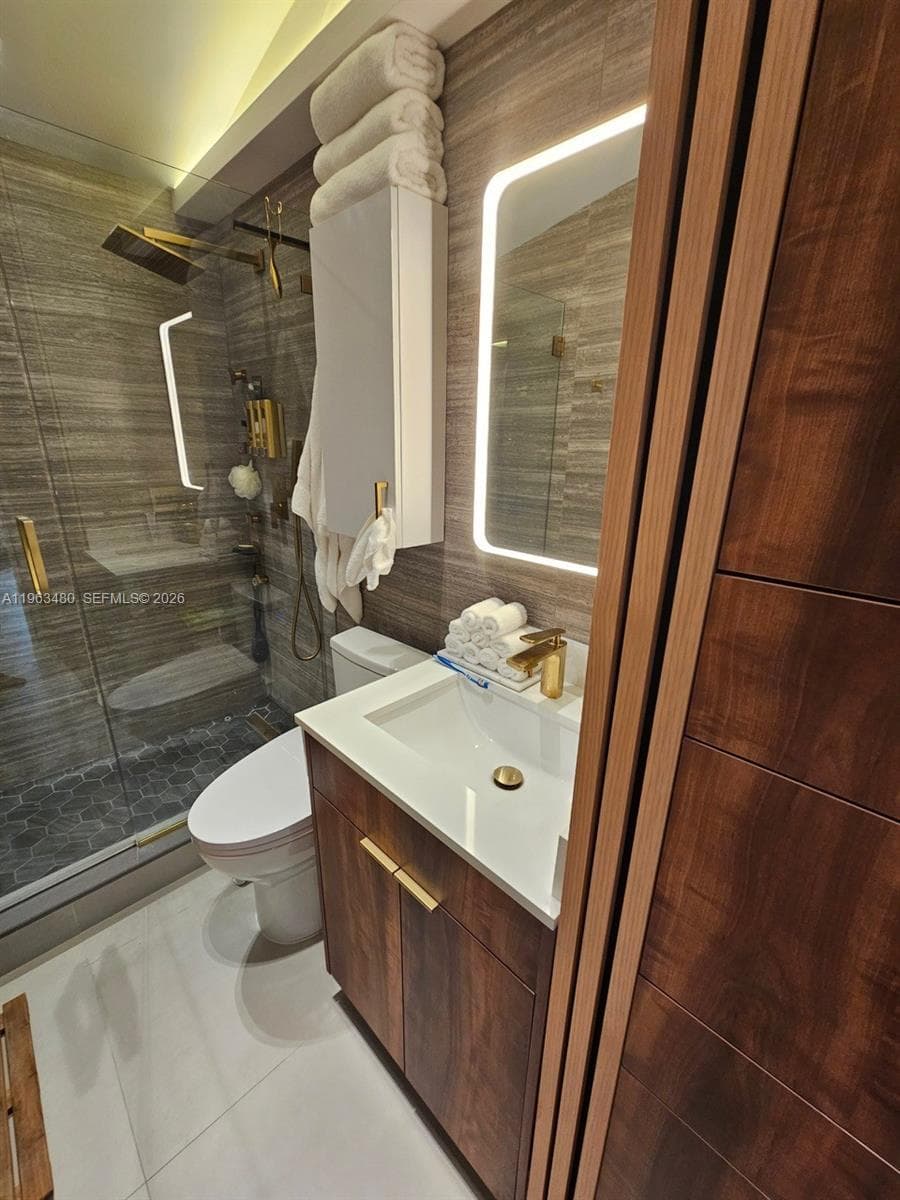 2543 Gulfstream Ln photo 22