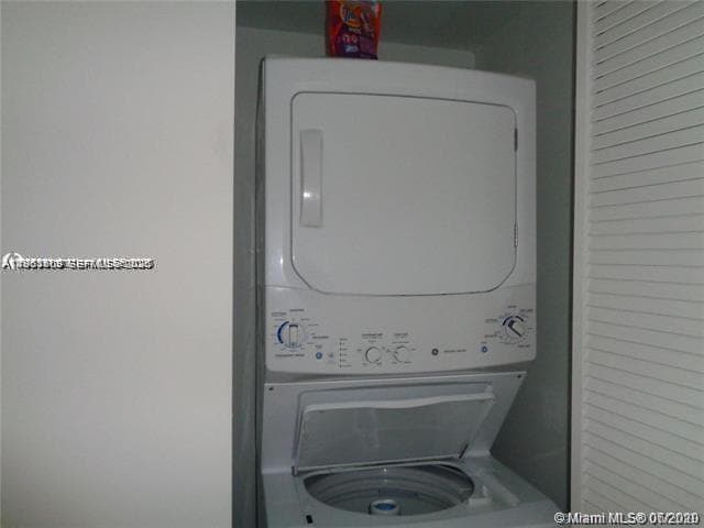 2600 Hallandale Beach Blvd T301 photo 16