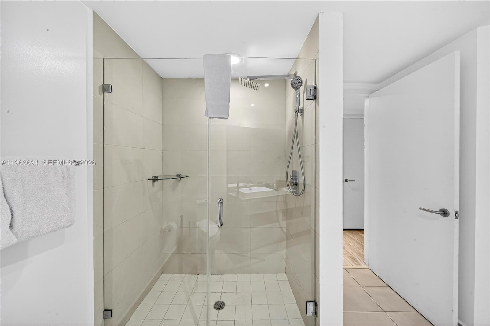 4111 Ocean Dr 3703 photo 12