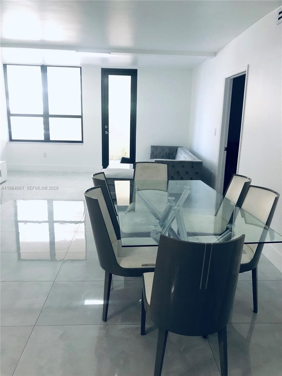 10185 Collins Ave 209 photo 5