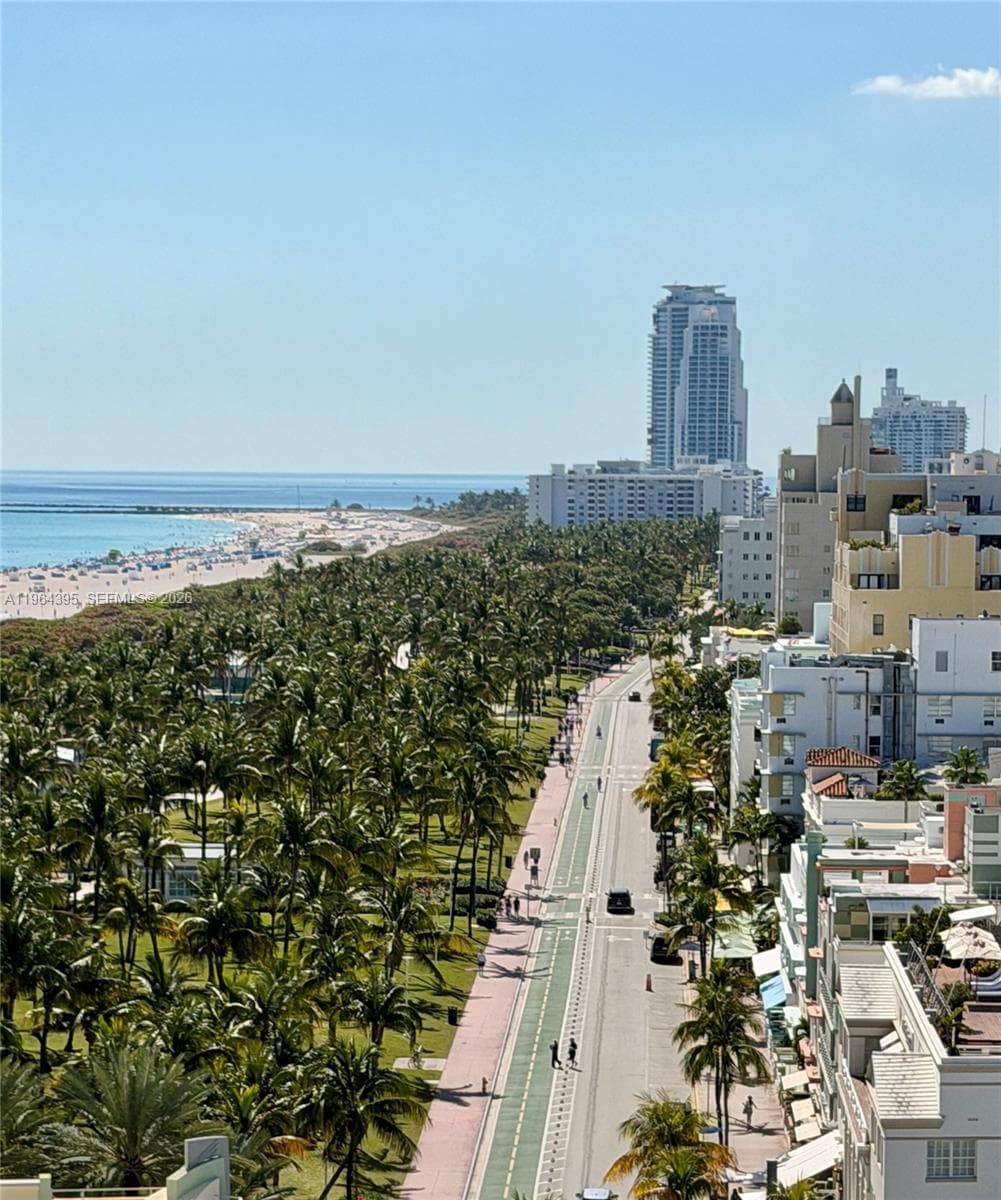 1500 Ocean Dr 1210 photo 3