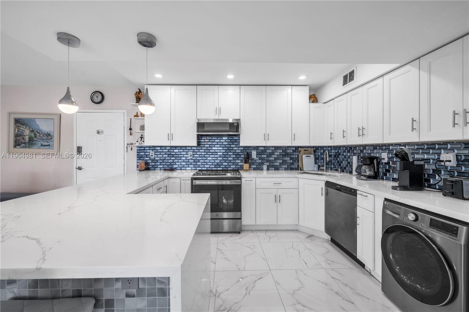 2501 S Ocean Dr 1535(AvailableAug20) photo 12